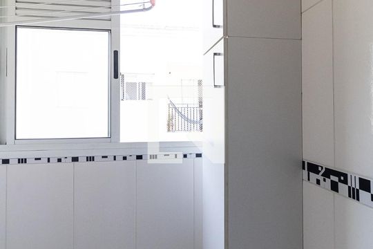 Lavanderia de apartamento à venda com 2 quartos, 45m² em Vila Caraguata, São Paulo