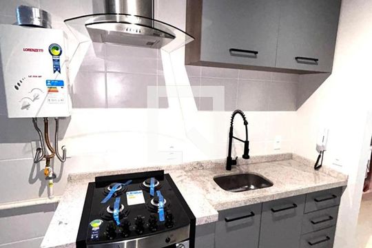 Cozinha  de apartamento à venda com 2 quartos, 45m² em Taquara, Rio de Janeiro