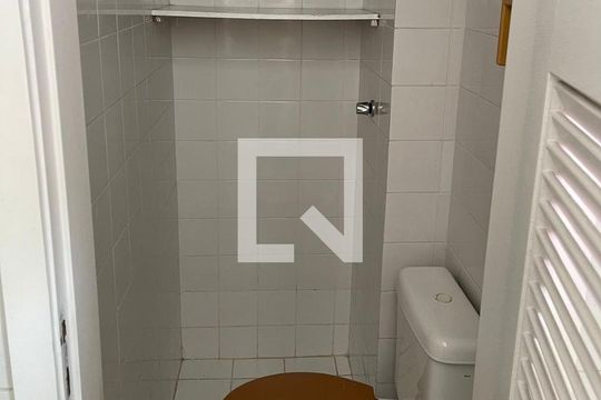 Banheiro 3 de apartamento à venda com 3 quartos, 172m² em Santa Rosa, Niterói