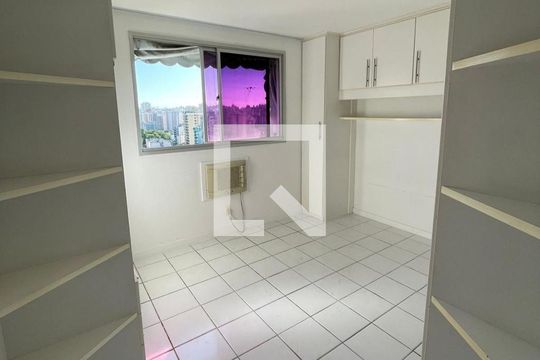 Quarto 3 de apartamento à venda com 3 quartos, 172m² em Santa Rosa, Niterói