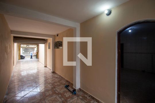 Garagem de casa à venda com 3 quartos, 156m² em Vila Carolina, São Paulo