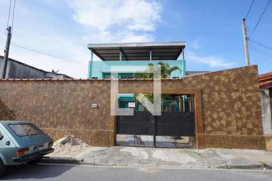 Fachada da Casa de casa para alugar com 3 quartos, 360m² em Jardim das Bandeiras, Taubaté