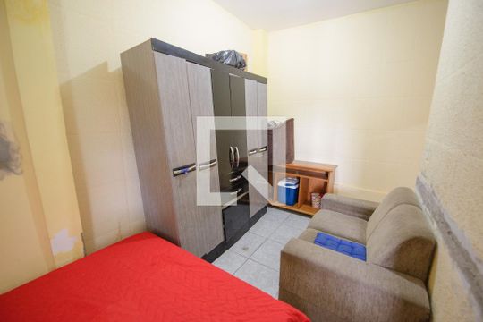 Suíte 3 de casa para alugar com 3 quartos, 360m² em Jardim das Bandeiras, Taubaté