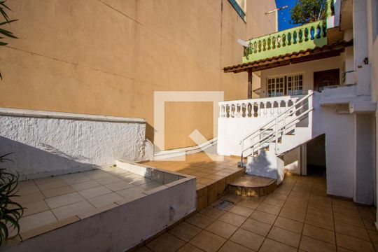 Quintal de casa para alugar com 2 quartos, 90m² em Vila Leopoldina, Santo André