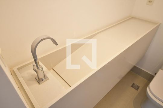 Lavabo de casa de condomínio à venda com 3 quartos, 230m² em Parque Imperador, Campinas