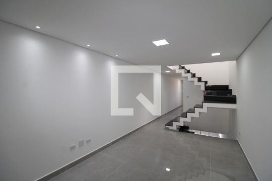 Sala de casa à venda com 3 quartos, 185m² em Vila Roque, São Paulo
