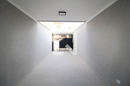 Garagem de casa à venda com 3 quartos, 185m² em Vila Roque, São Paulo