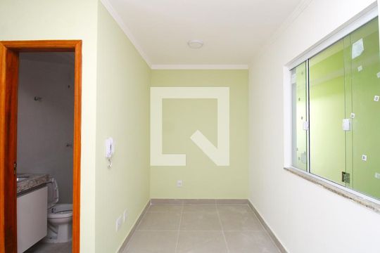 Sala de apartamento para alugar com 1 quarto, 32m² em Vila Medeiros, São Paulo