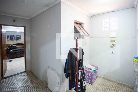 Sala de casa à venda com 2 quartos, 6790m² em Centro, Diadema