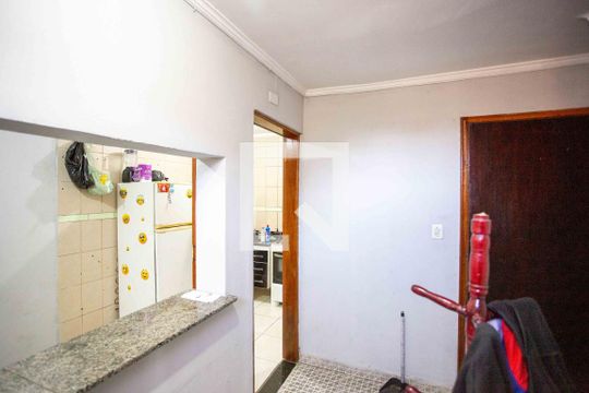 Sala de casa à venda com 2 quartos, 6790m² em Centro, Diadema