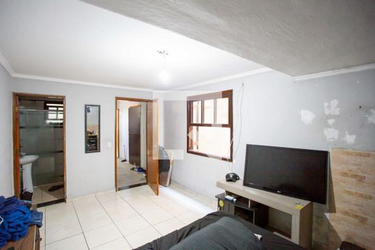 Quarto de casa à venda com 2 quartos, 6790m² em Centro, Diadema