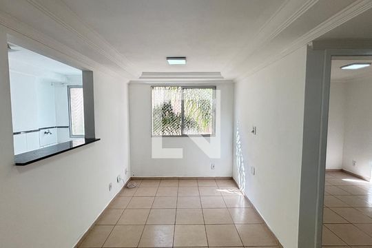 Apartamento para alugar com 2 quartos, 46m² em Parque Sao Vicente, Santo André