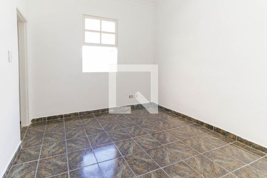 Quarto de casa para alugar com 1 quarto, 150m² em Vila Formosa, São Paulo