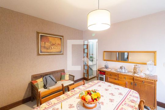 Sala de jantar de casa à venda com 3 quartos, 250m² em Jardim Planalto, Carapicuíba