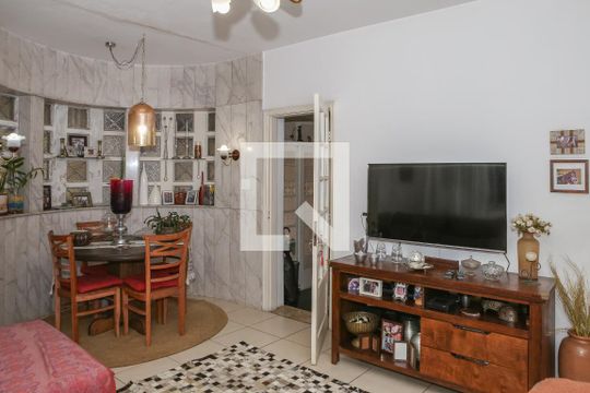 Sala de casa à venda com 3 quartos, 260m² em Lapa, São Paulo
