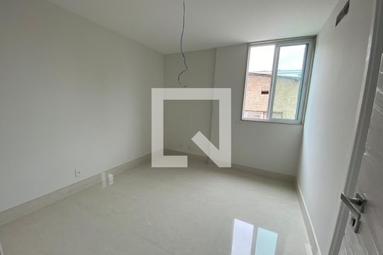 Apartamento à venda com 4 quartos, 195m² em Jardim Guanabara, Rio de Janeiro