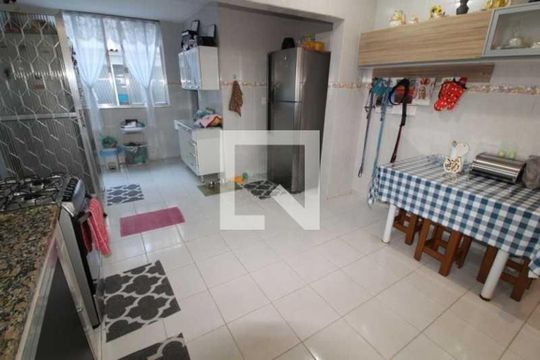 Casa à venda com 4 quartos, 258m² em Portuguesa, Rio de Janeiro
