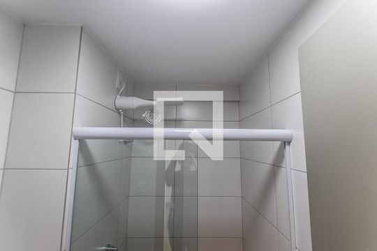 Banheiro  de apartamento para alugar com 1 quarto, 42m² em Jaguaribe, Salvador