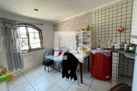 Casa à venda com 3 quartos, 132m² em Portuguesa, Rio de Janeiro