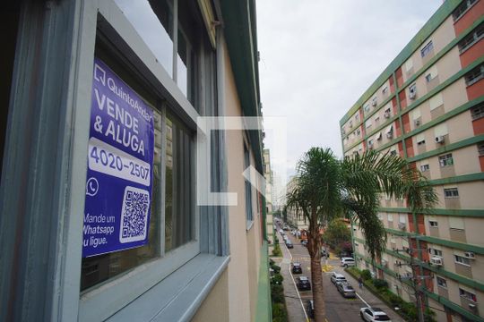 Quarto 1 - Vista de apartamento à venda com 2 quartos, 67m² em Petrópolis, Porto Alegre