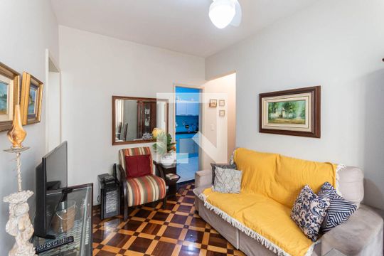 Sala de apartamento à venda com 2 quartos, 60m² em Vila Isabel, Rio de Janeiro