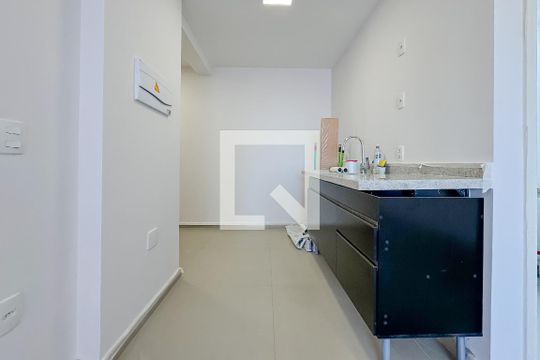 Cozinha de apartamento à venda com 1 quarto, 34m² em Vila Mariana, São Paulo