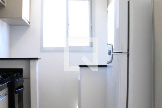 Cozinha de apartamento para alugar com 2 quartos, 37m² em Belenzinho, São Paulo
