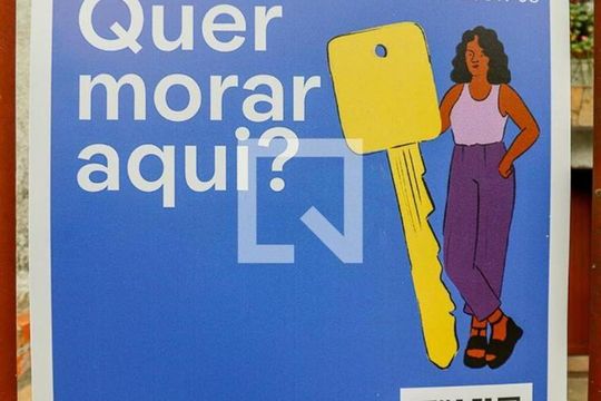 Placa de casa à venda com 3 quartos, 226m² em Jardim Sabará, Porto Alegre