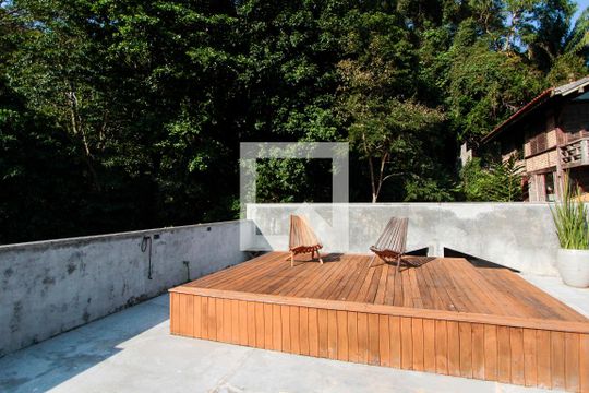 Terraço de casa de condomínio para alugar com 4 quartos, 560m² em Itanhangá, Rio de Janeiro