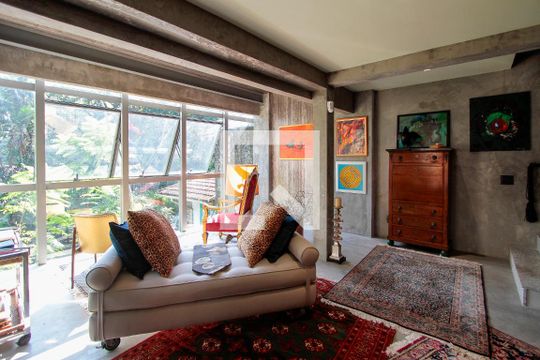 Sala   de casa de condomínio para alugar com 4 quartos, 560m² em Itanhangá, Rio de Janeiro