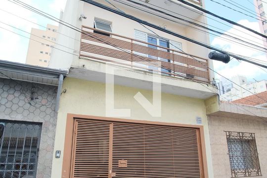 Fachada de casa à venda com 2 quartos, 145m² em Tatuapé, São Paulo