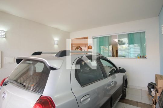 Garagem de casa à venda com 2 quartos, 145m² em Tatuapé, São Paulo