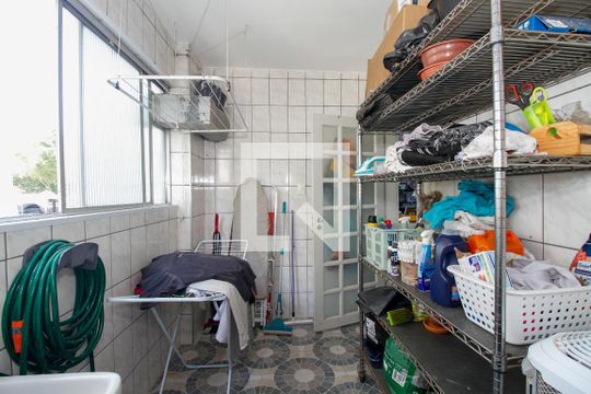 Área de Serviço de apartamento à venda com 2 quartos, 188m² em Pinheiros, São Paulo