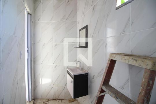 Banheiro de kitnet/studio à venda com 1 quarto, 33m² em Taquara, Rio de Janeiro