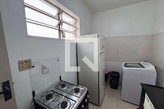 Cozinha  de apartamento à venda com 1 quarto, 50m² em Centro, São Leopoldo