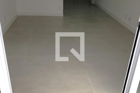 Sala de apartamento para alugar com 1 quarto, 27m² em Vila Monte Alegre, São Paulo