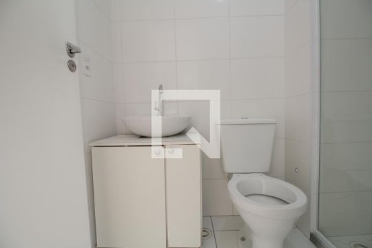 Banheiro Suíte  de apartamento para alugar com 1 quarto, 27m² em Vila Nova das Belezas, São Paulo