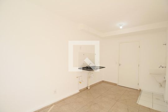 Sala/Cozinha de apartamento para alugar com 1 quarto, 27m² em Vila Nova das Belezas, São Paulo