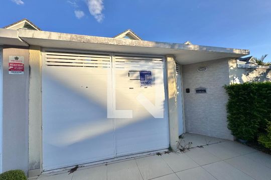 Plaquinha Quinto Andar de casa de condomínio à venda com 4 quartos, 662m² em Recreio dos Bandeirantes, Rio de Janeiro