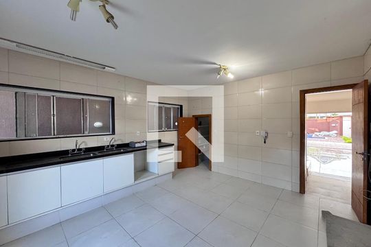 Cozinha de casa de condomínio à venda com 4 quartos, 662m² em Recreio dos Bandeirantes, Rio de Janeiro