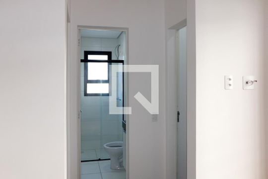 Corredor de apartamento para alugar com 2 quartos, 60m² em Dos Ortizes, Valinhos