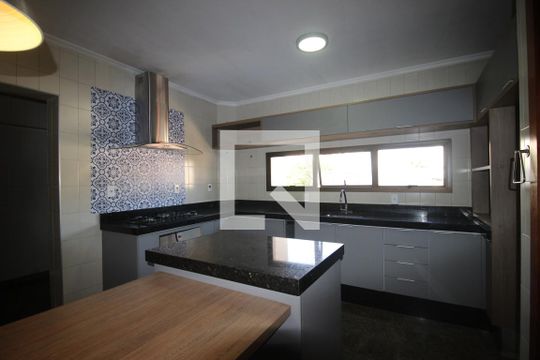 Cozinha de apartamento para alugar com 3 quartos, 238m² em Jardim Marisa, Sorocaba