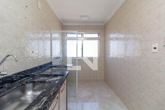 Cozinha-Lavanderia de apartamento à venda com 2 quartos, 52m² em Vila Taquari, São Paulo
