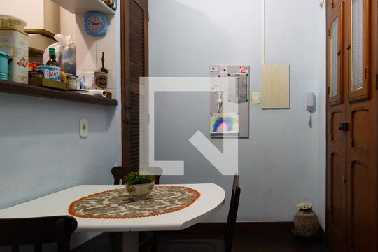 Cozinha de casa à venda com 4 quartos, 190m² em Botafogo, Rio de Janeiro