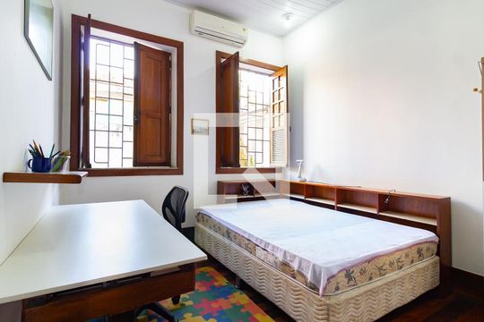 Quarto 1 de casa à venda com 4 quartos, 190m² em Botafogo, Rio de Janeiro