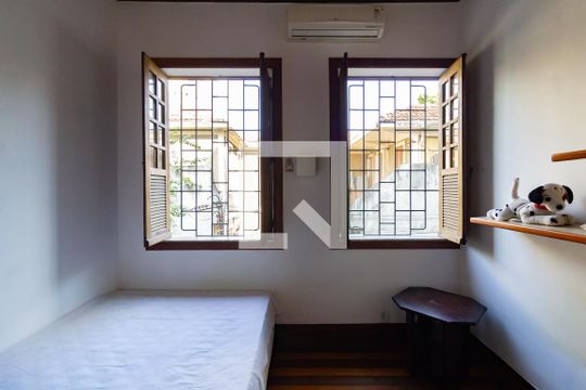 Quarto 2 de casa à venda com 4 quartos, 190m² em Botafogo, Rio de Janeiro