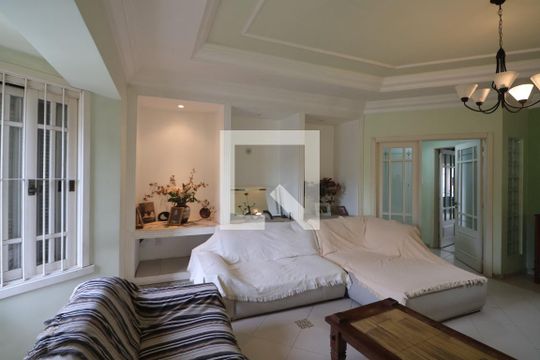 Casa à venda com 6 quartos, 438m² em Nossa Senhora das Gracas, Canoas