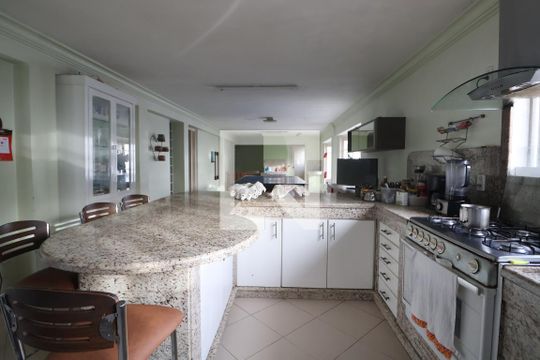 Cozinha de casa à venda com 6 quartos, 438m² em Nossa Senhora das Gracas, Canoas
