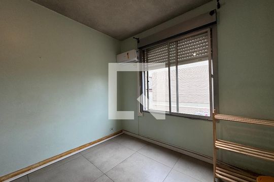 Quarto 1 de apartamento para alugar com 2 quartos, 72m² em São José, São Leopoldo