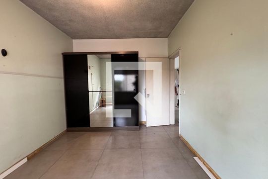 Quarto 1 de apartamento para alugar com 2 quartos, 72m² em São José, São Leopoldo